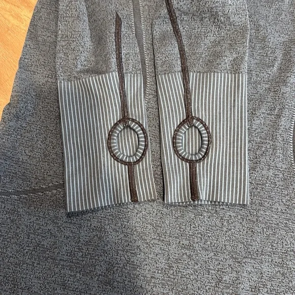 Lululemon Swiftly Tech Long Sleeve Crew Black / Desert Teal Size 10 - Picture 8 of 14